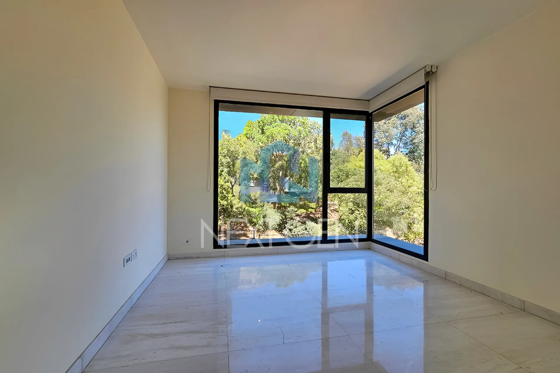 Apartment for rent in Achrafieh, Beirut, Lebanon