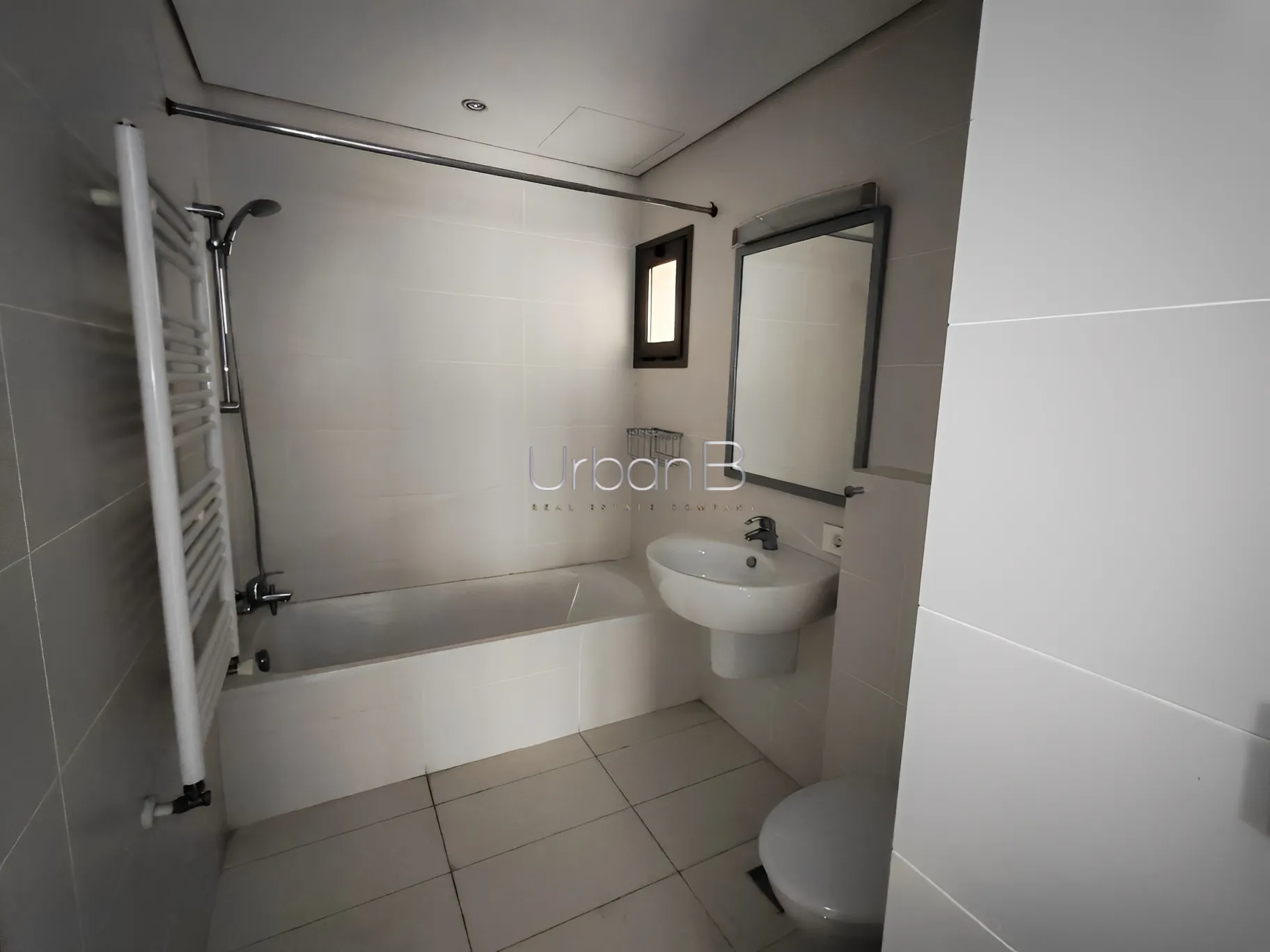 Apartment for Rent in Mar Meter, Achrafieh, Beirut