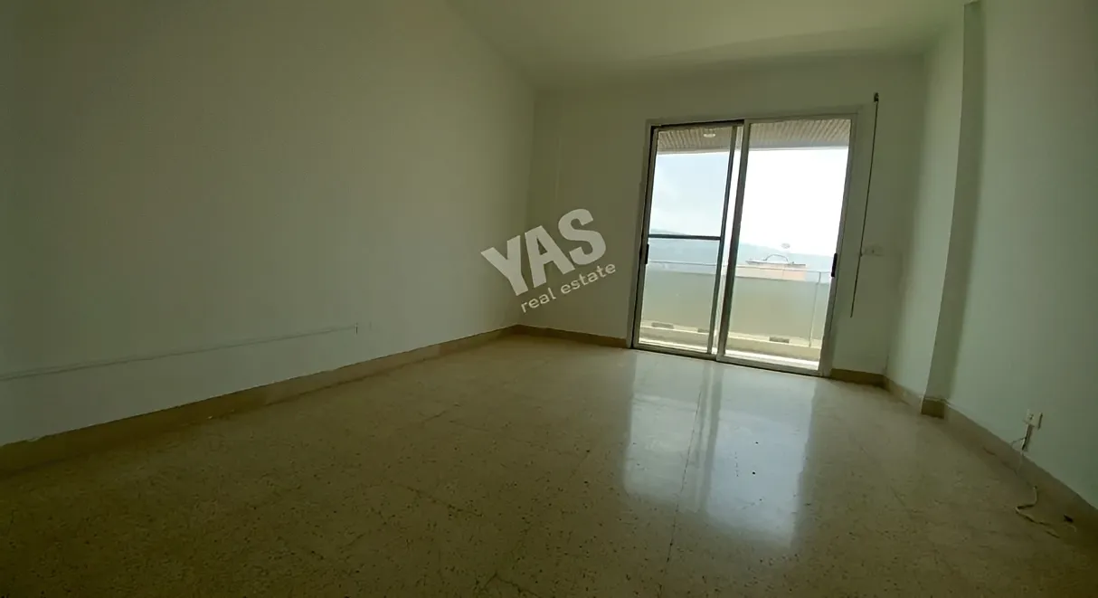 Apartment for Sale in Ballouneh - 4 bed, 4 bath