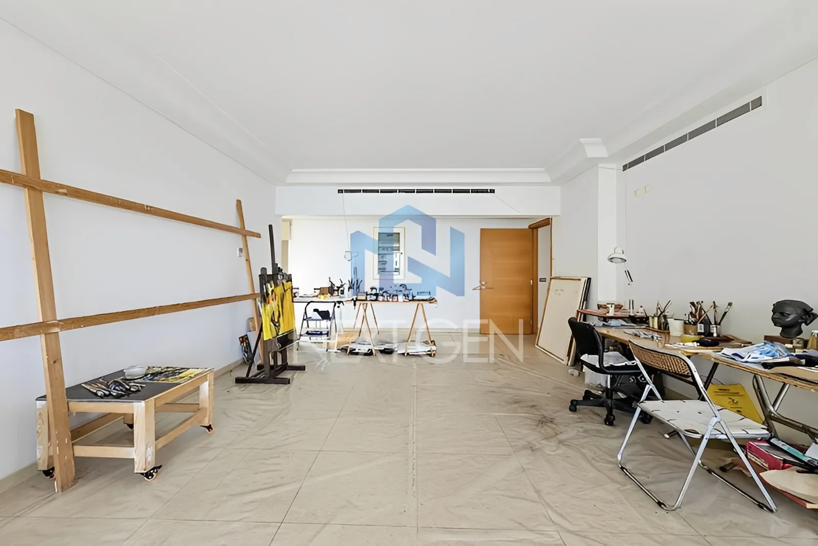 Apartment for Sale in Ain Al Mraiseh