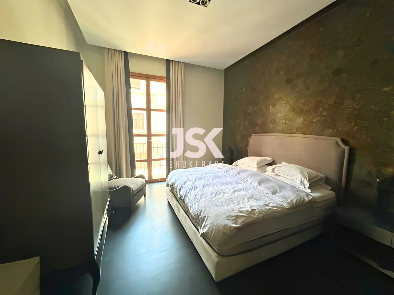 Apartment for Rent in Downtown