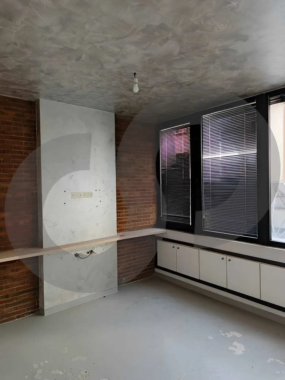 Building for Rent in Jal El Dib