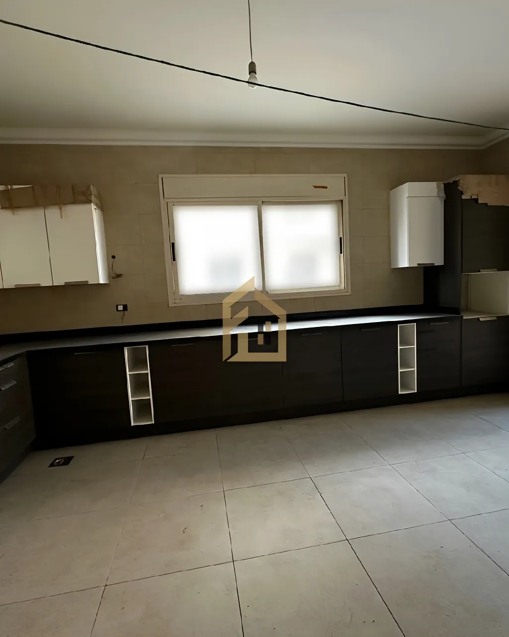 Apartment for sale in Ramlet El Baida, Bayrut, Lebanon