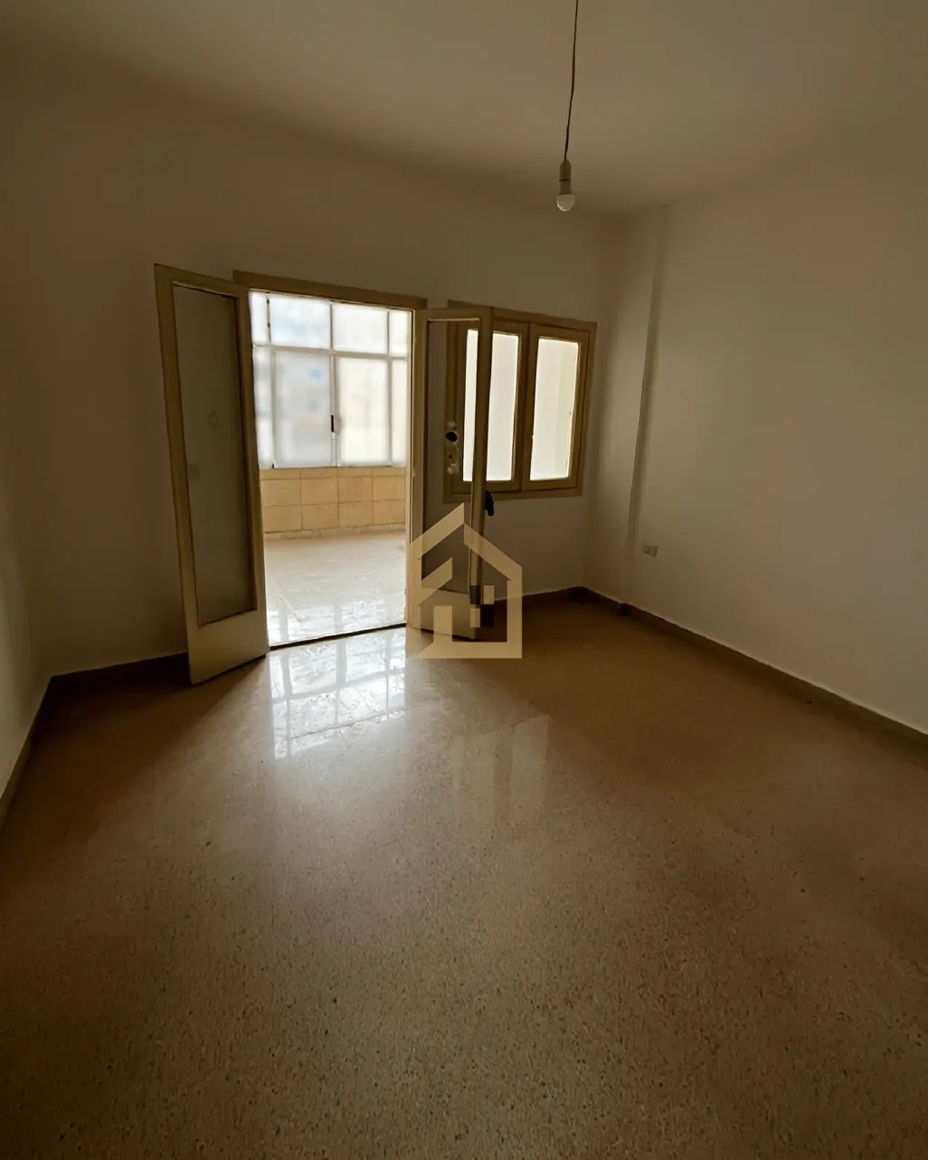 Apartment for rent in Corniche el Mazraa, Beirut