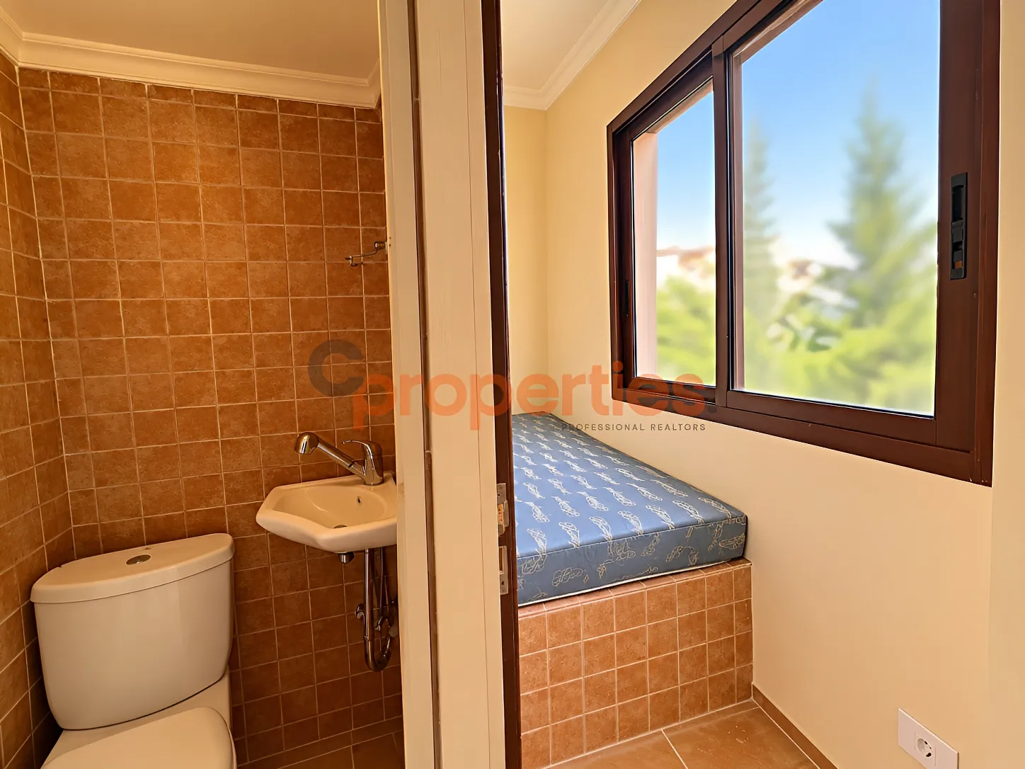 Villa for Sale in Cornet Chahwan