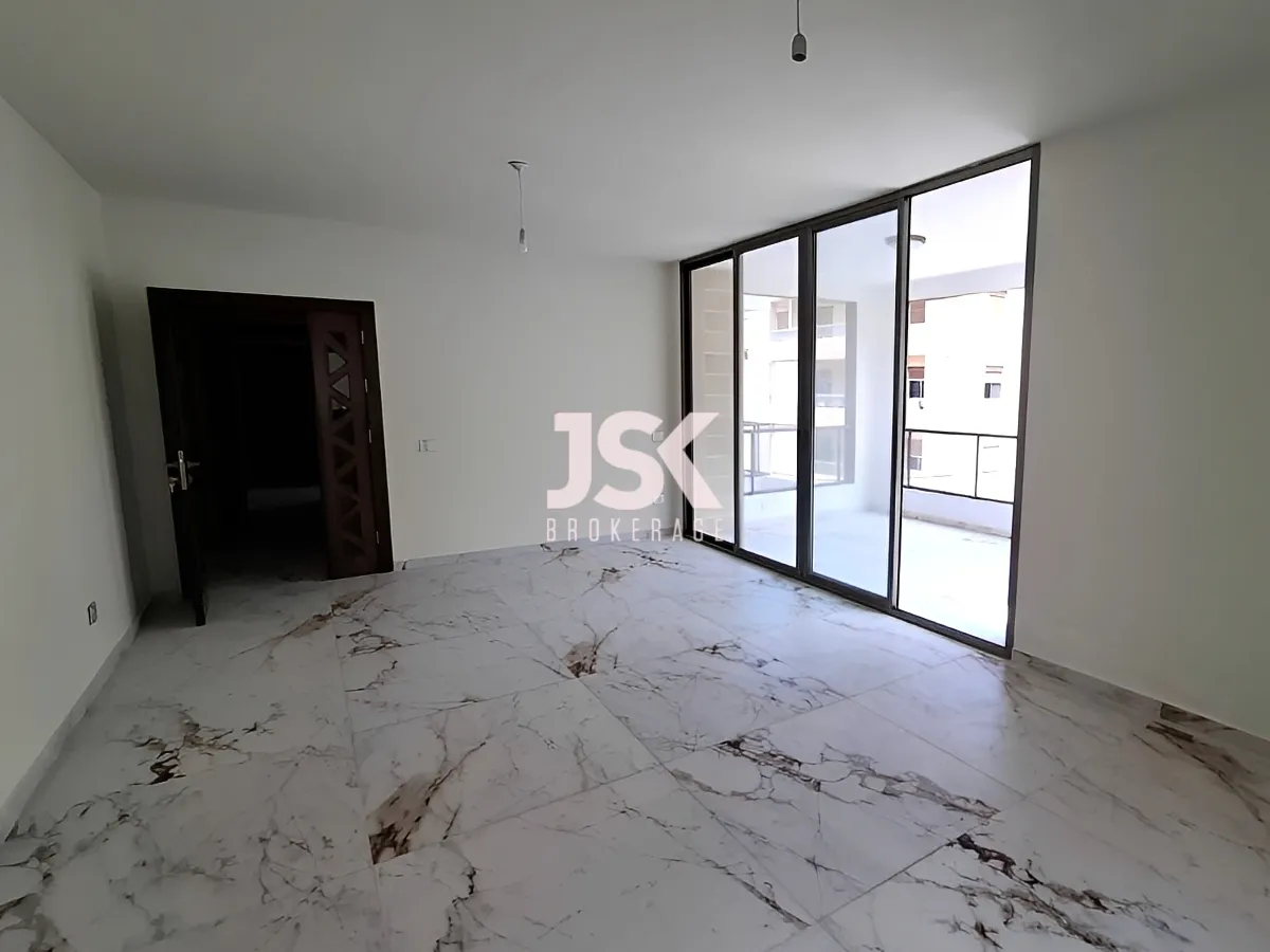 Apartment for Sale in Aaoukar - 4 bed, 4 bath