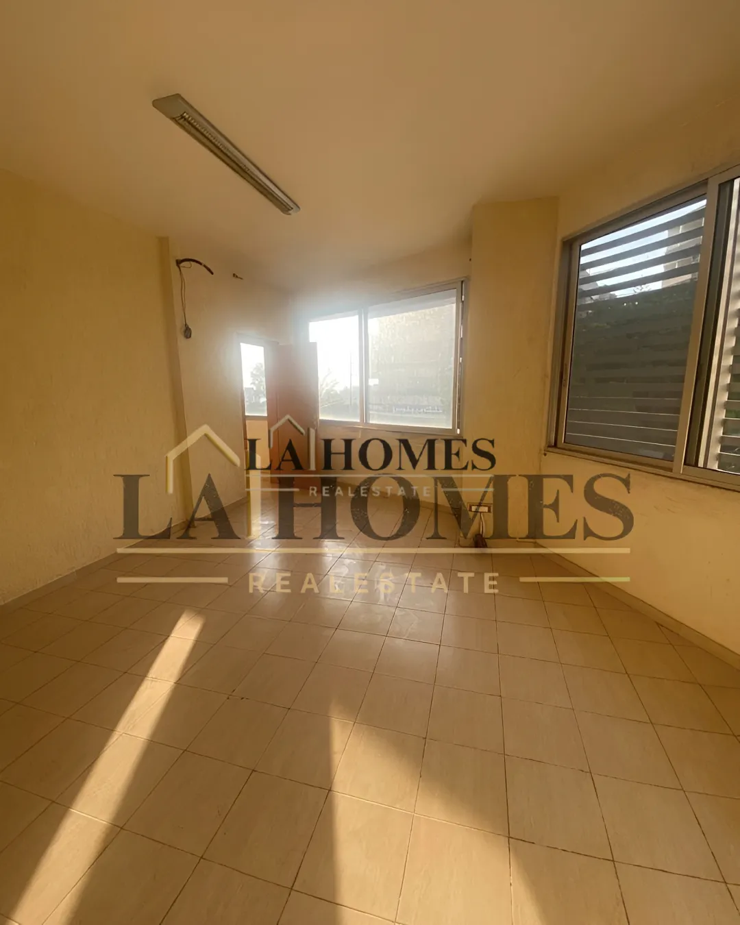 Office for rent in Zouk Mosbeh