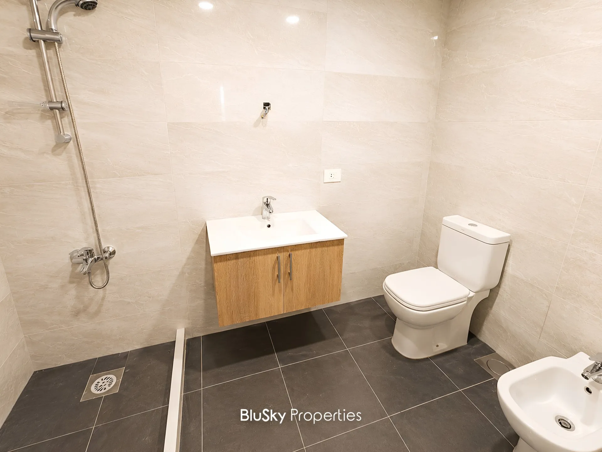 Apartment for sale in Ouyoun, lebanon