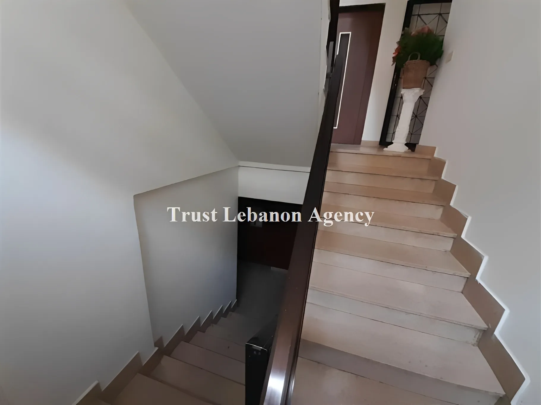 Office For Sale in Metn, Fanar