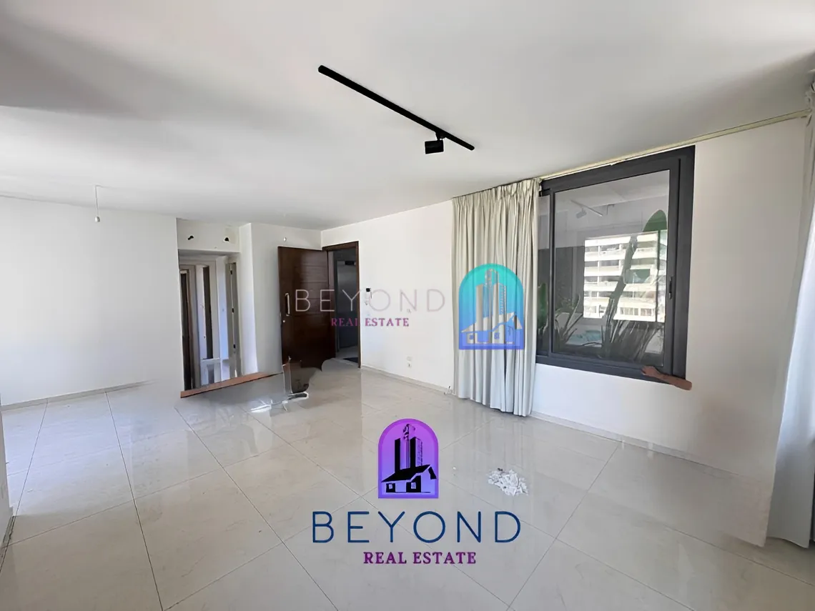 Apartment for rent in Hamra, Beirut, Lebanon - 2 bed, 3 bath