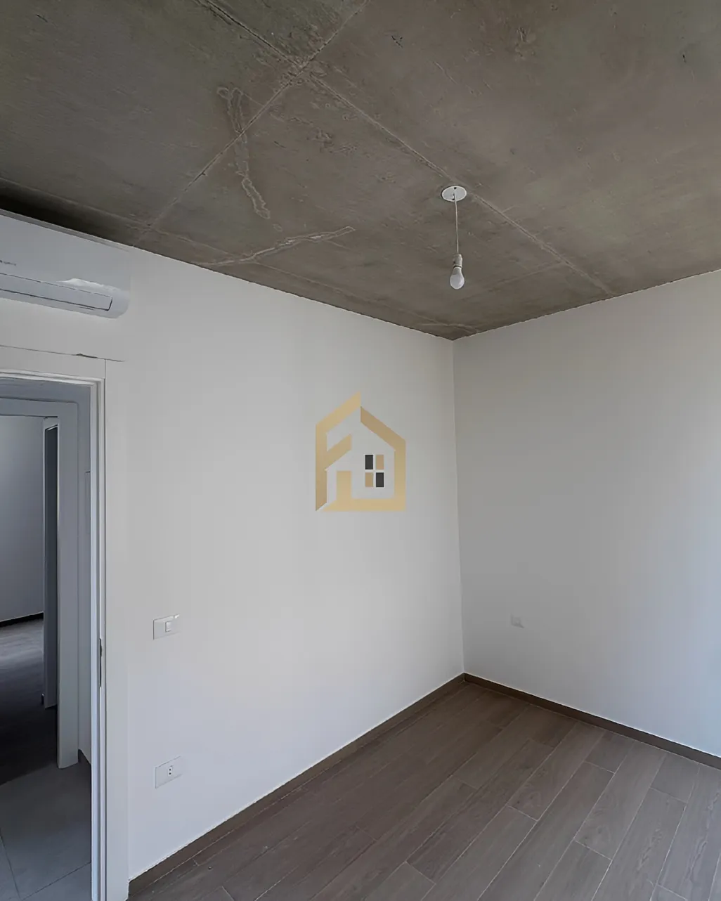 Apartment for rent in Hamra, Beirut, Lebanon - 2 bed, 2 bath