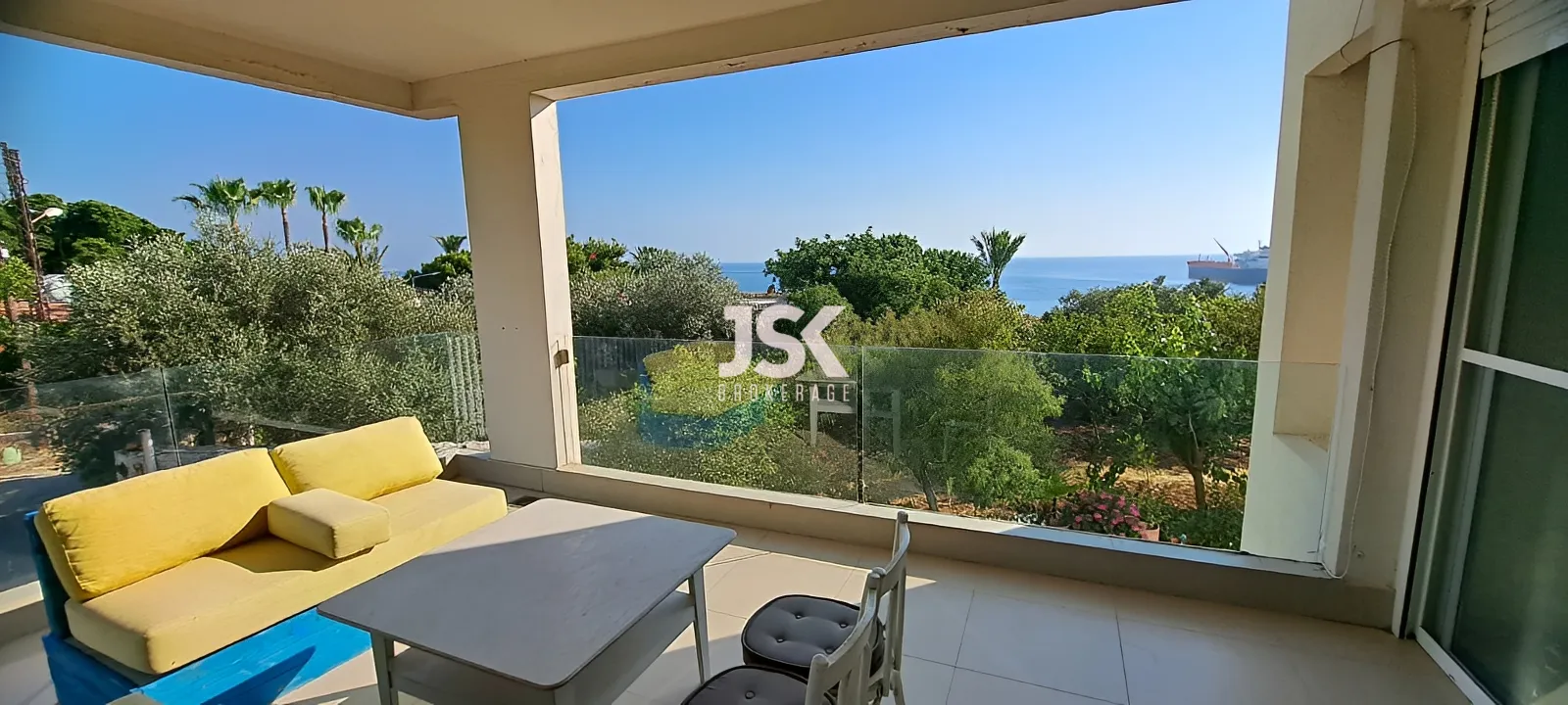 Villa for Sale in Aamchit