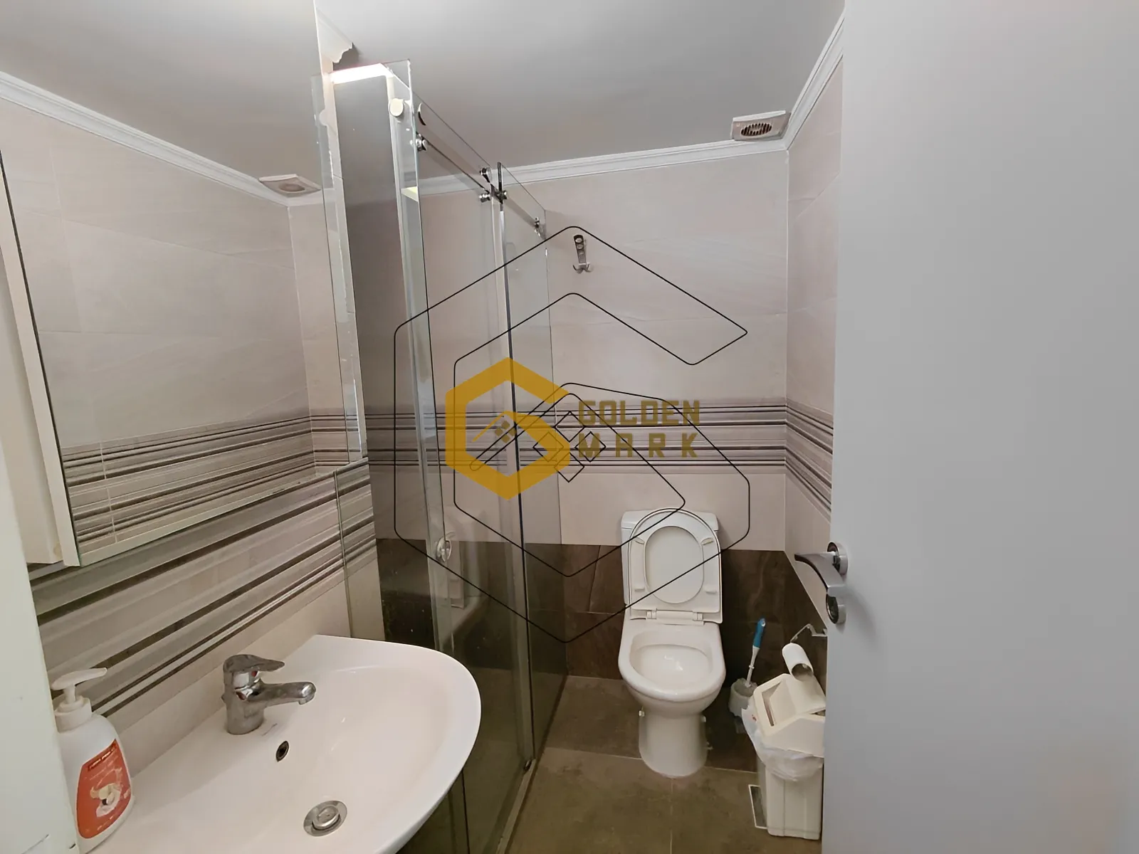 Chalet for Sale in Ras Osta