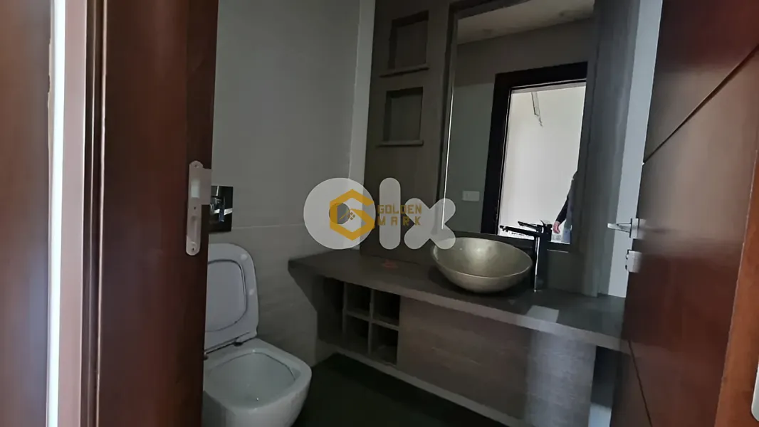 Apartment for Sale in Ain Aar