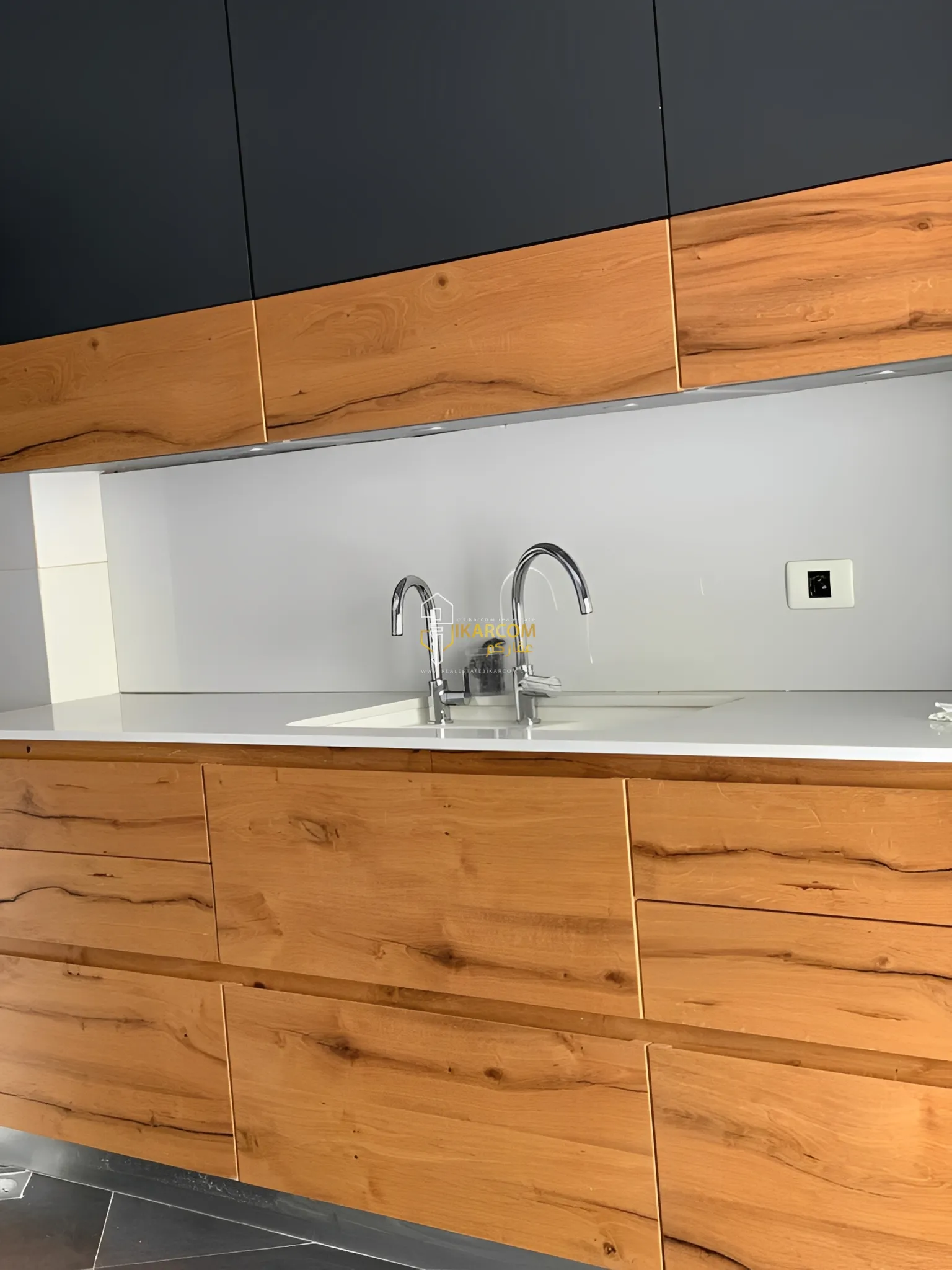 Apartment for Sale in Aaoukar, Lebanon