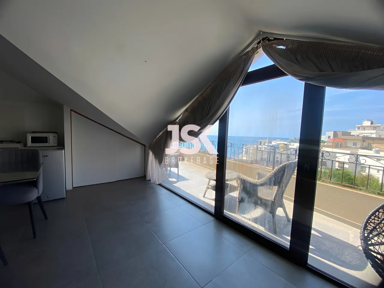 Apartment for Rent in Batroun