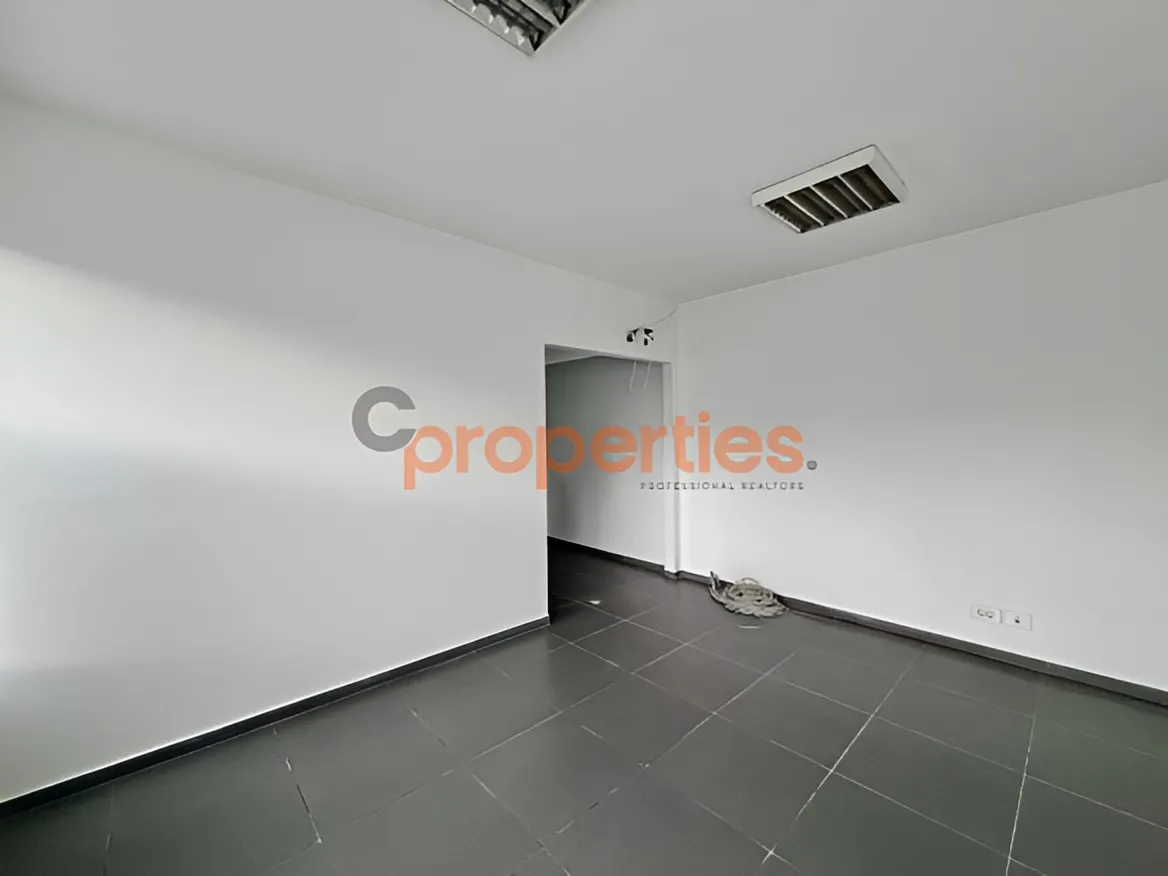 Office for Rent in Dekwaneh