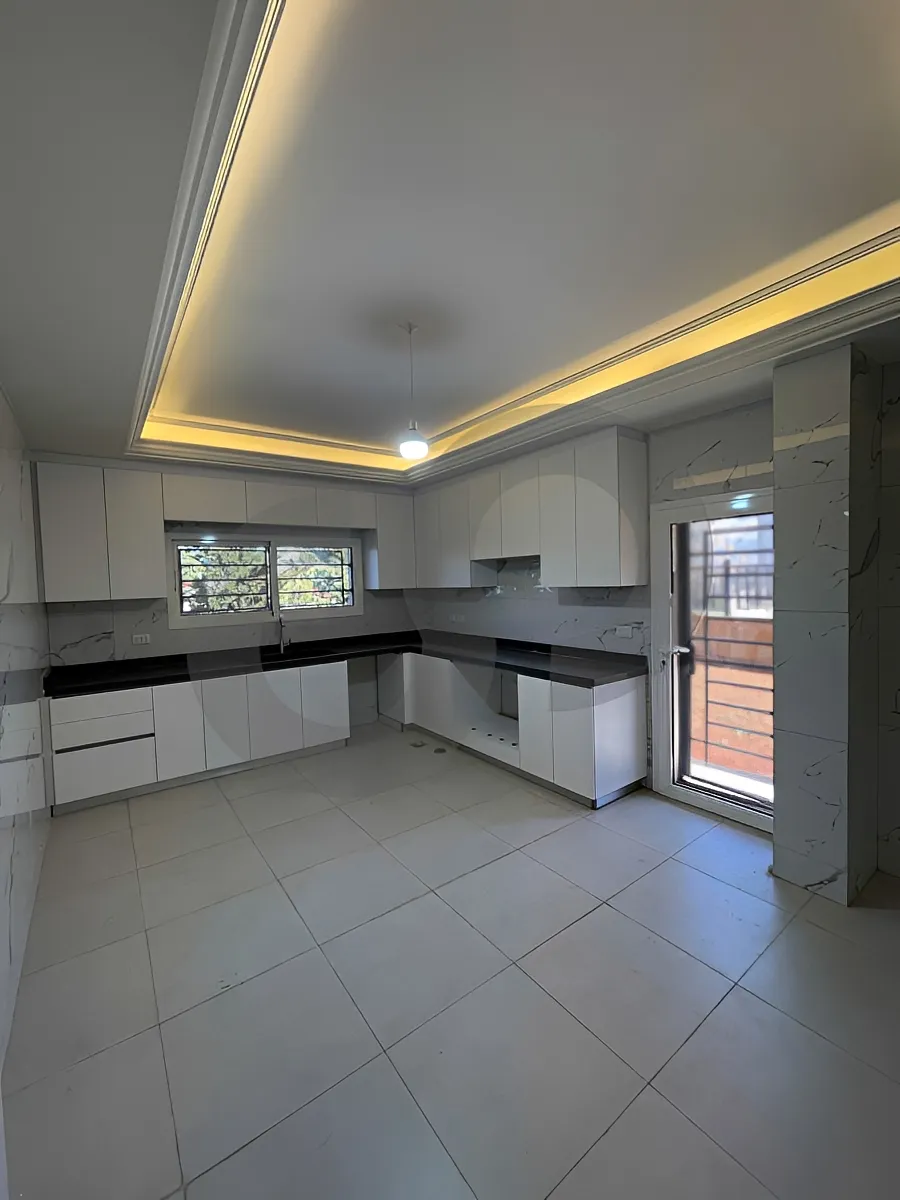 Apartment for Sale in Bhamdoun, Lebanon - 3 bed, 3 bath