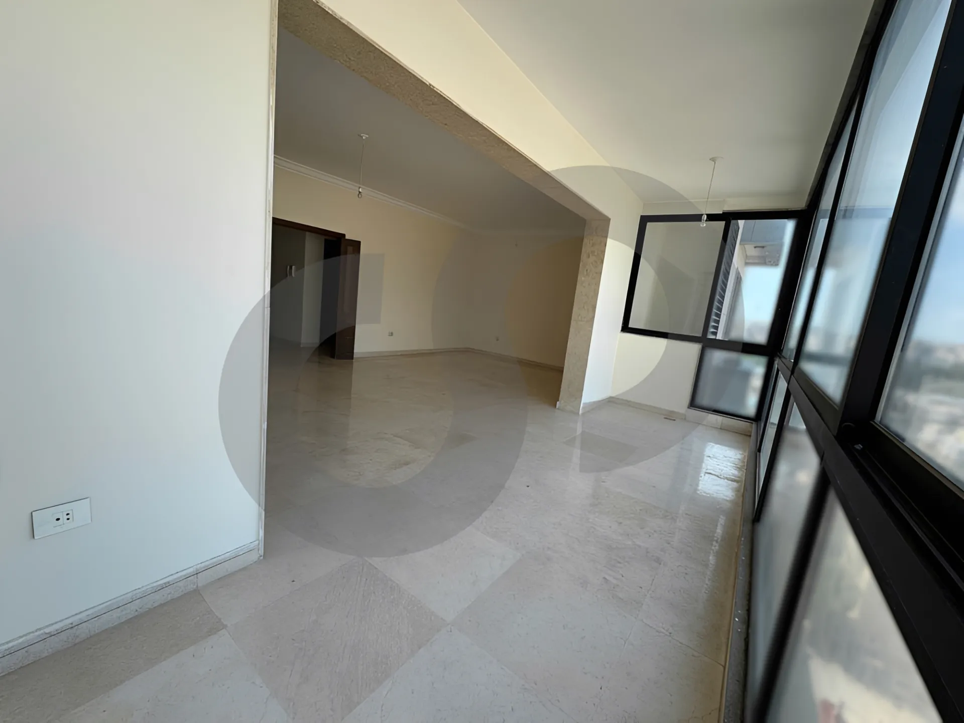 Building for Sale in Badaro