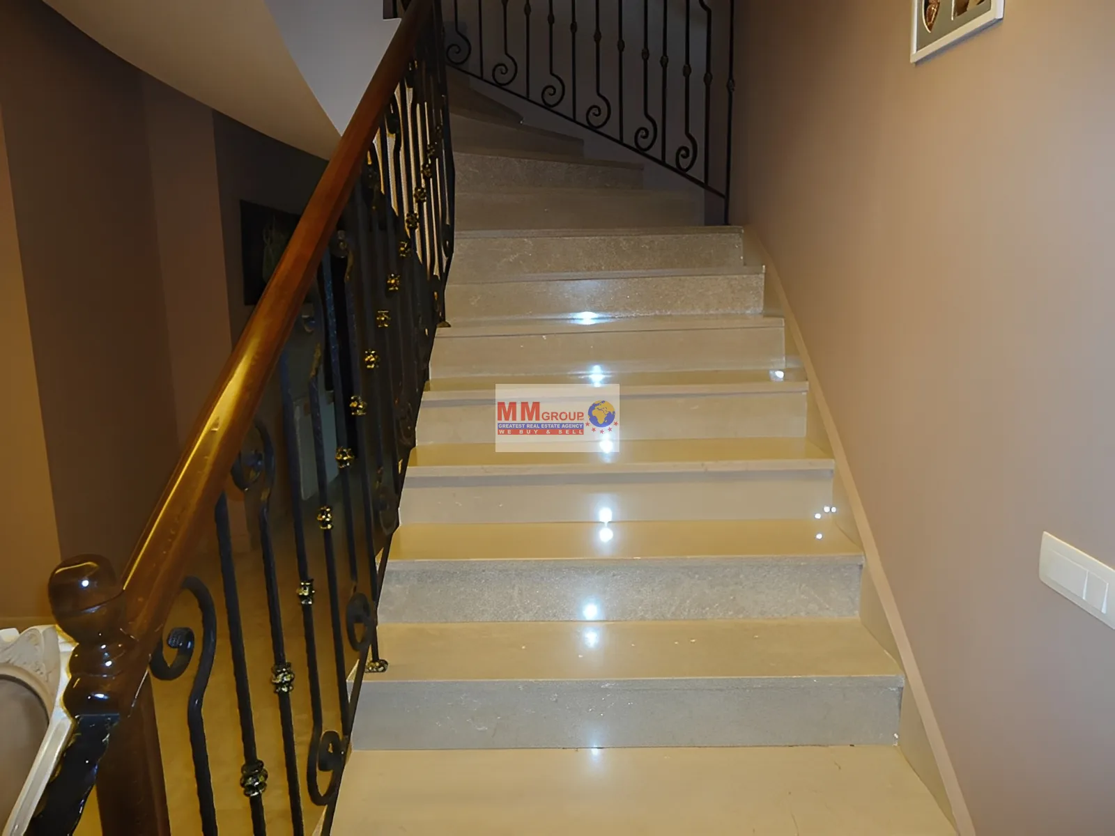 Villa for Sale in Beit Meri
