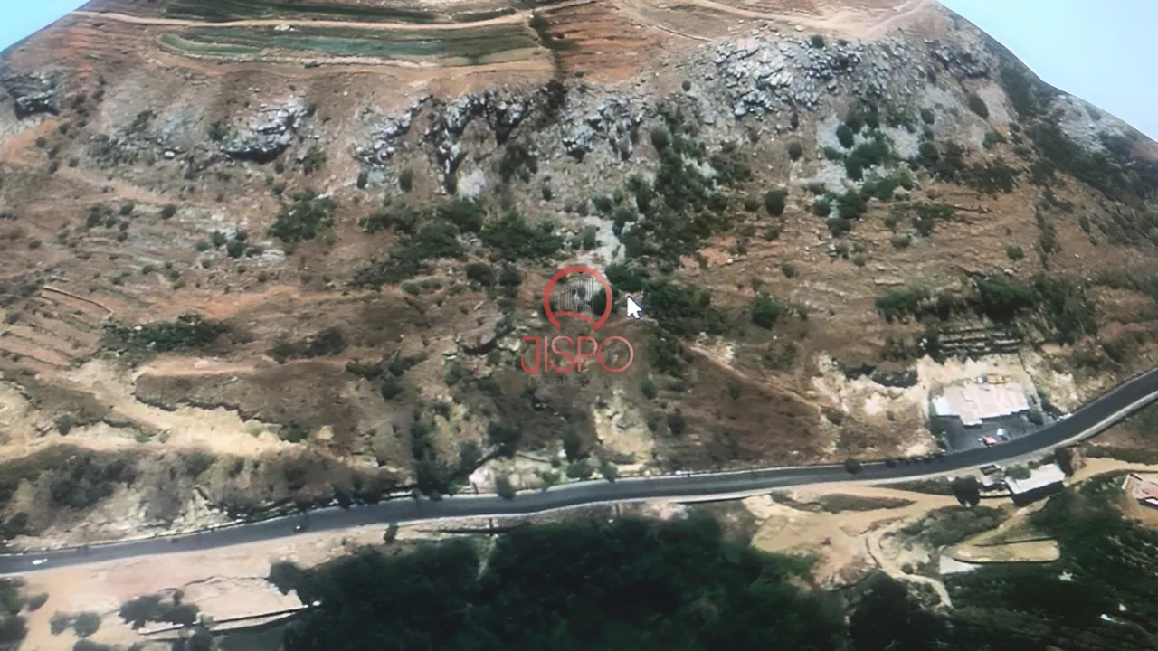 Land for Sale in Kfardebian