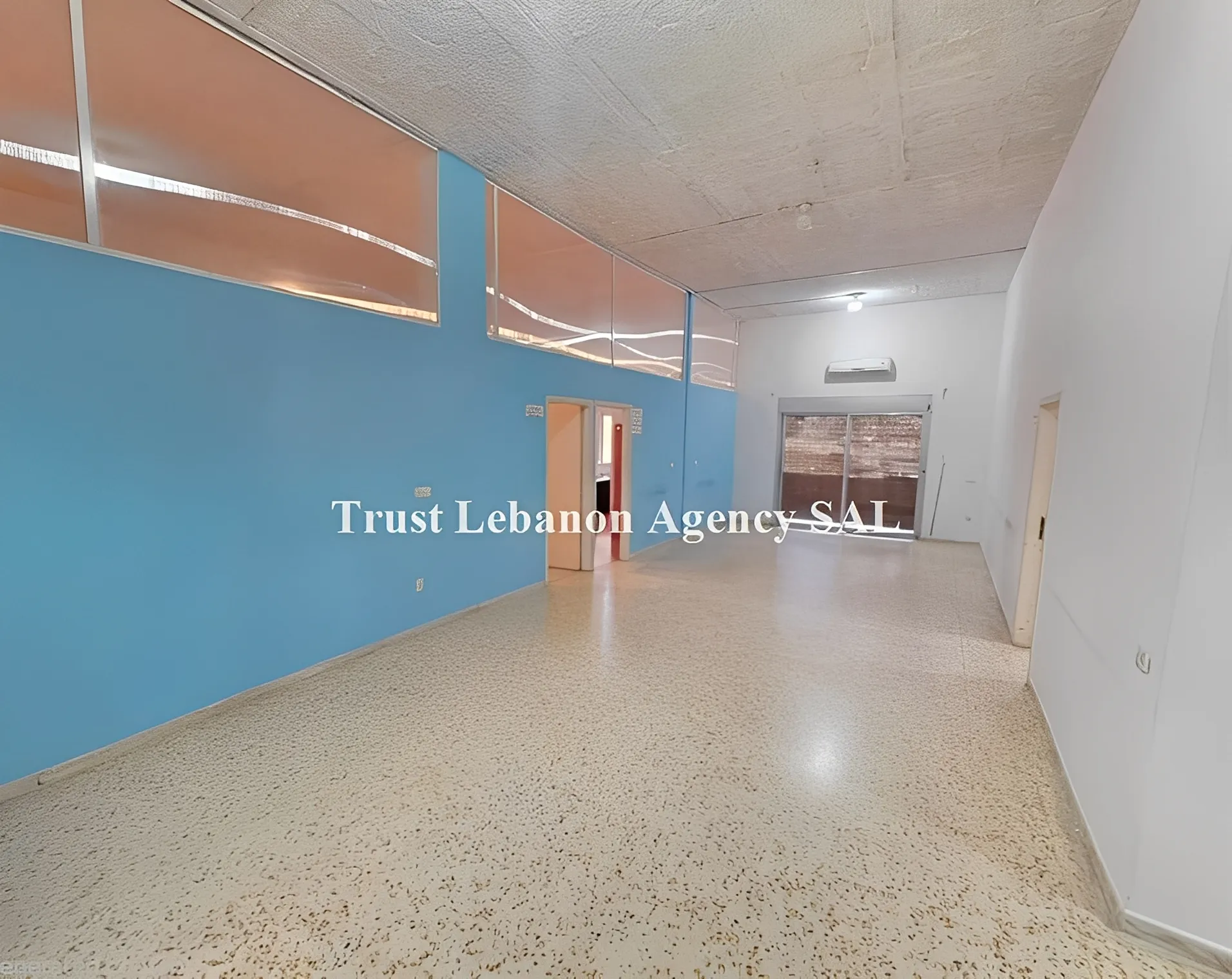 Office for rent in Baabda, Hazmieh