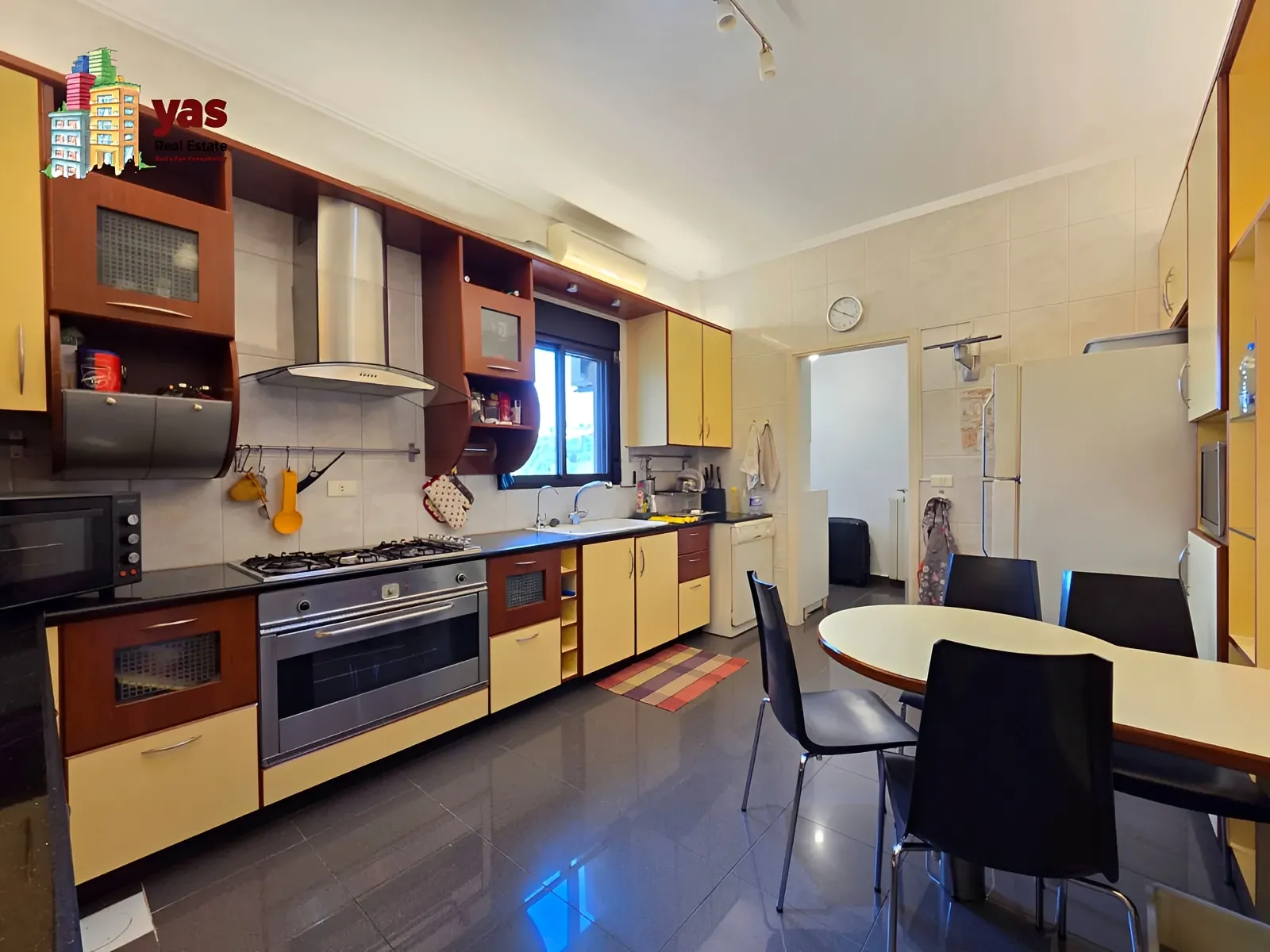 Apartment for Sale in Ballouneh