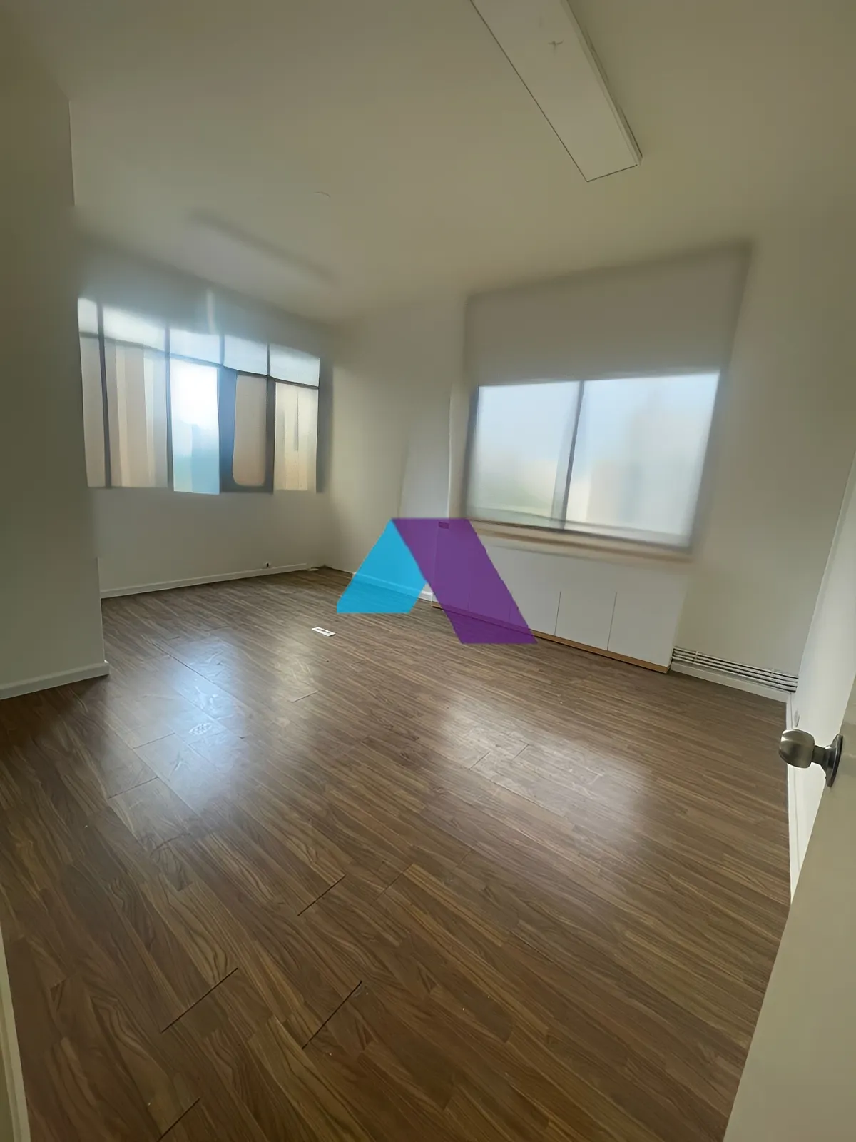Office for Sale in Sin El Fil