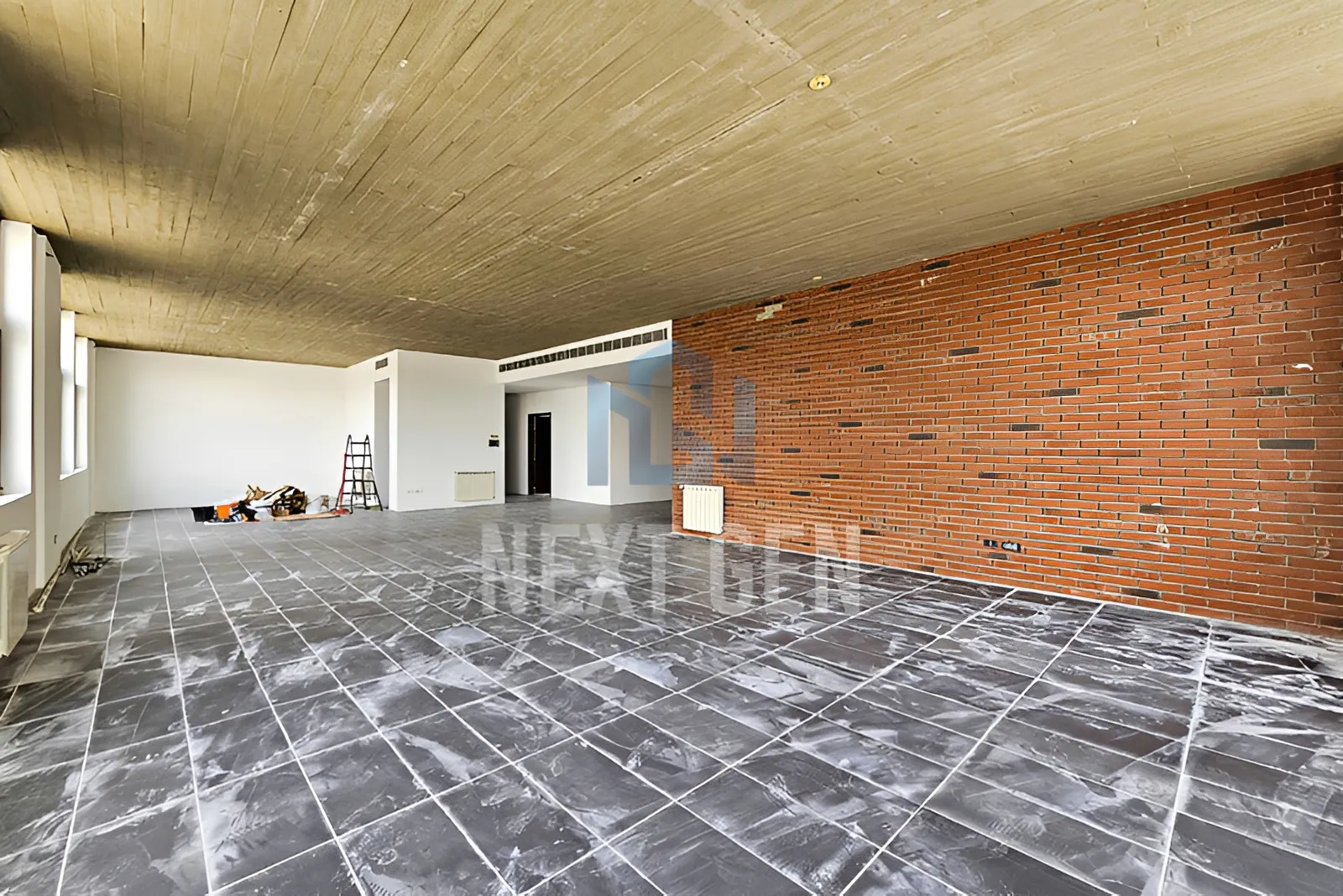 Apartment for Sale in Achrafieh - 3 bed, 4 bath