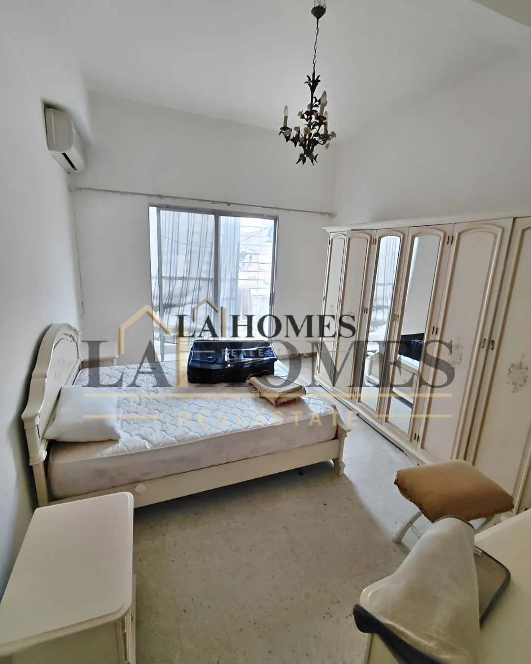 Apartment for sale in Hamra