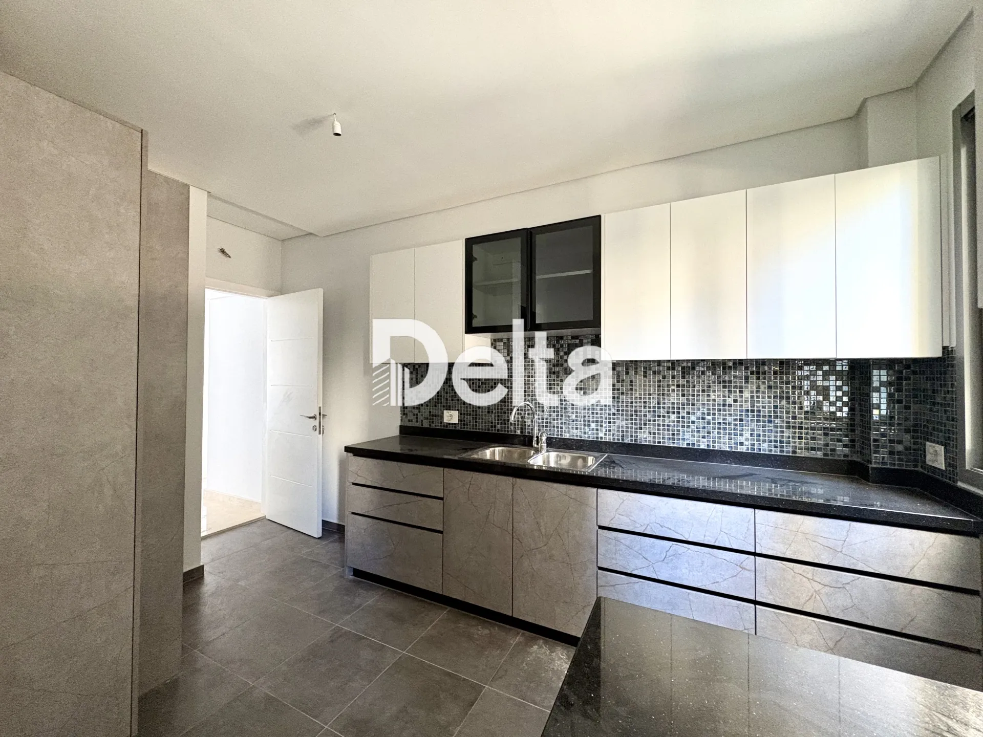 Apartment for rent in Kraytem, beirut, lebanon