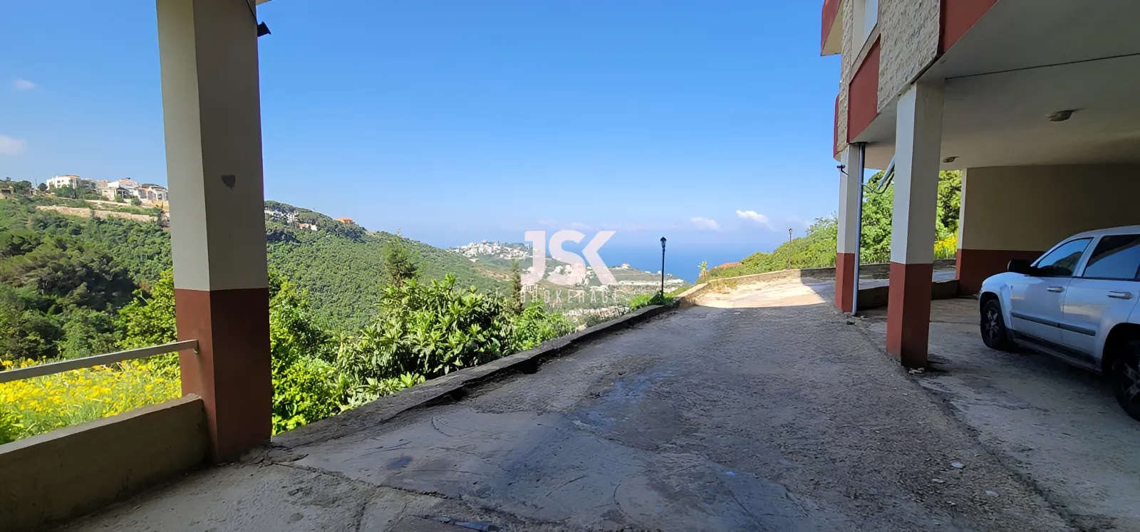 Building for Sale in Ghadras