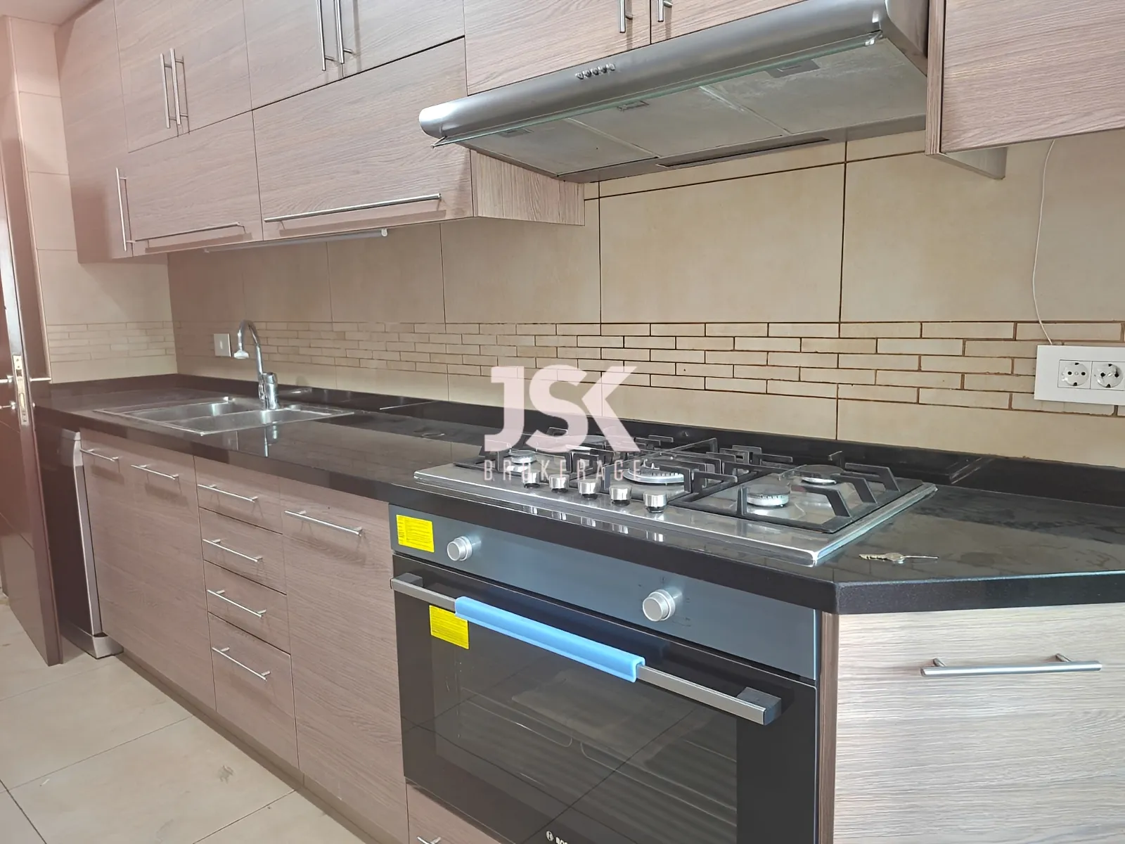 Apartment for Rent in Hamra