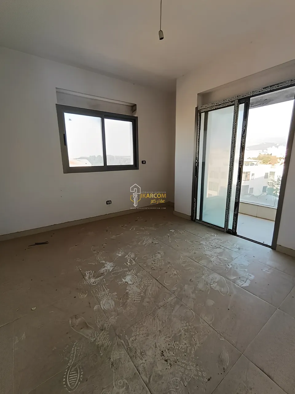 Apartment for Sale in Awkar