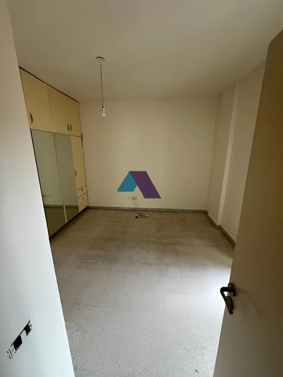 Apartment for Sale in Forn El Chebbak