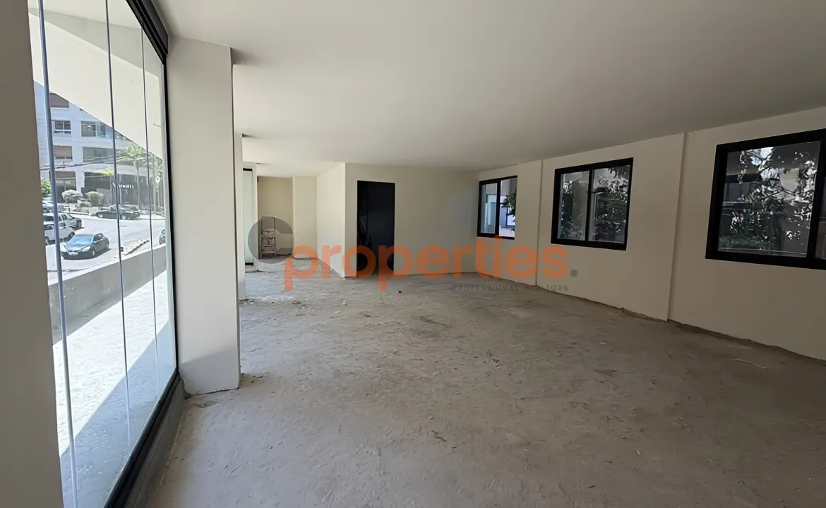 Showroom for Rent in Gemmayzeh