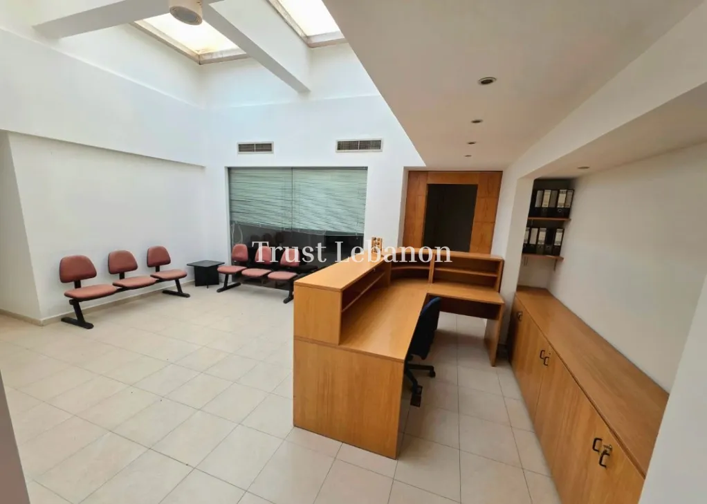 Office for rent in Mkalles, Lebanon