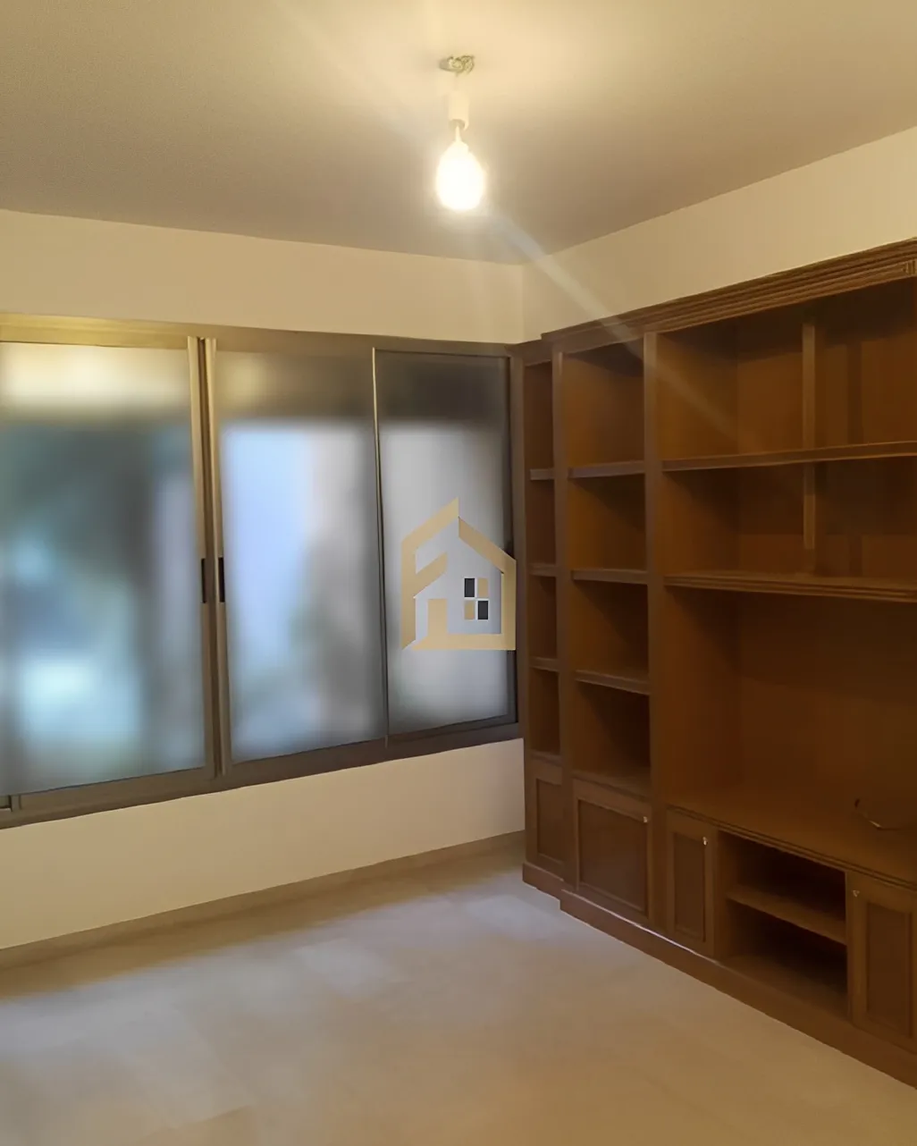 Apartment for Rent in Caree d'or, Achrafieh