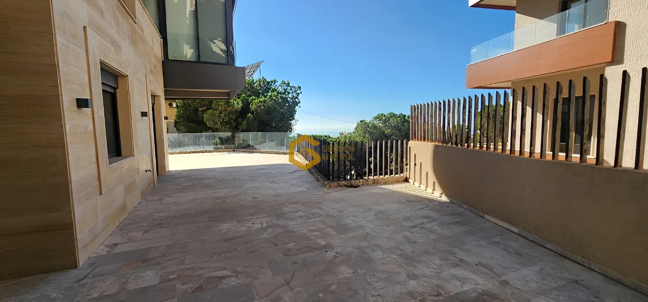 Apartment for Sale in Ain Saadeh