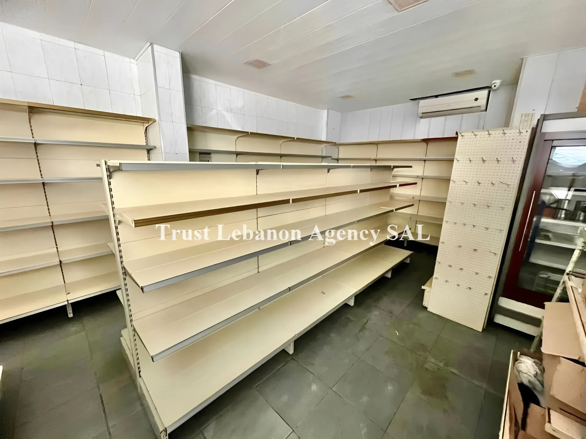 Commercial Property For Sale in Metn, Jal Al Dib