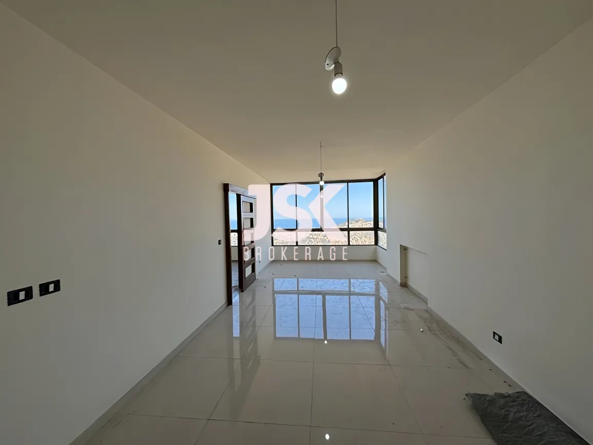 Apartment for sale in Mazraat Yachoua, Lebanon - 3 bed, 2 bath