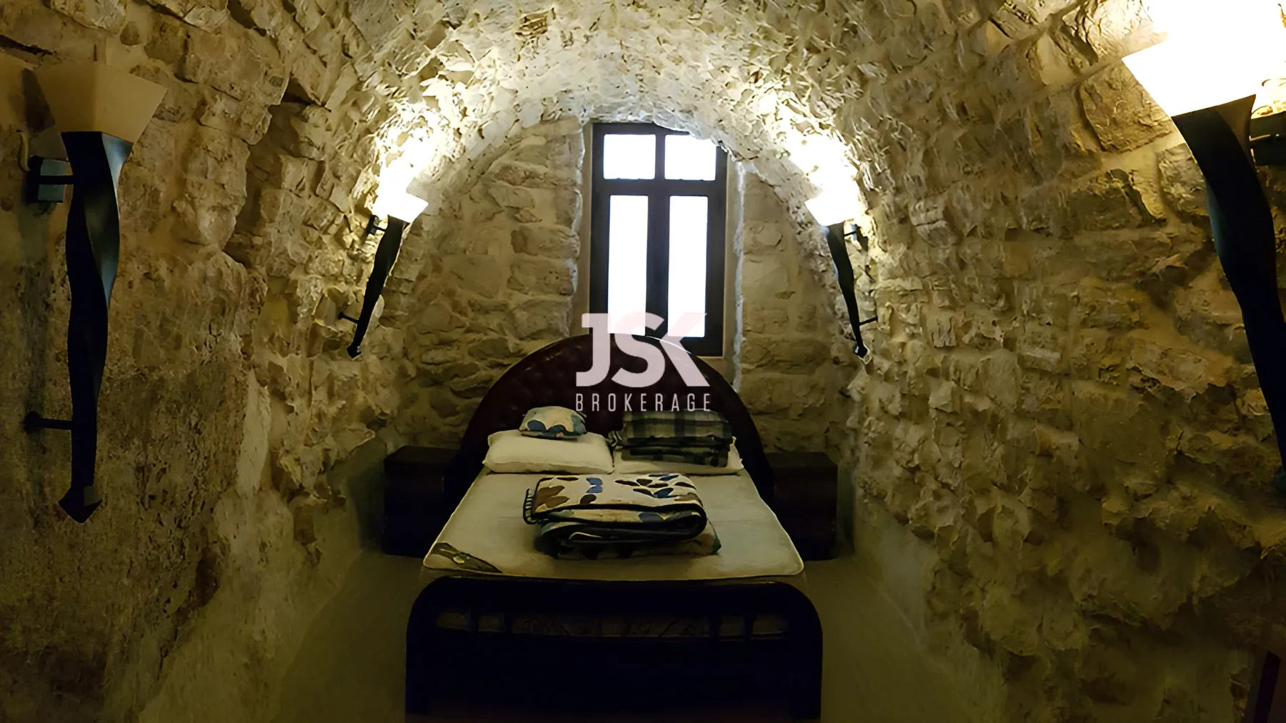 Apartment for Rent in Aamchit