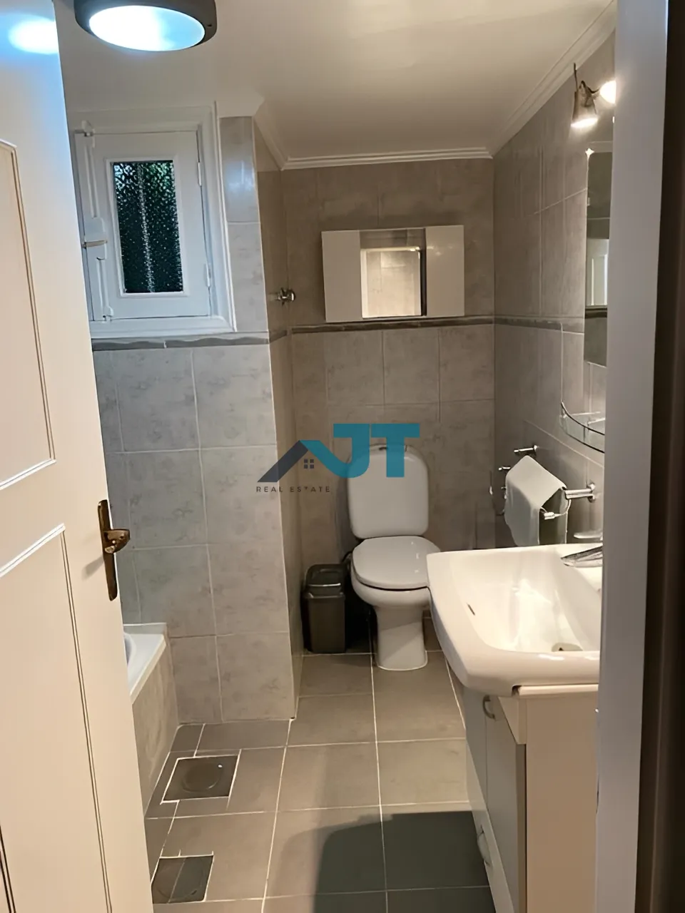 Apartment for sale in Abdul wahab el inglizi, beirut, lebanon