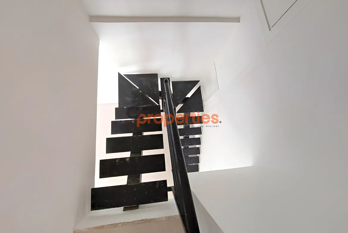 Apartment for Sale in Jouret El Ballout