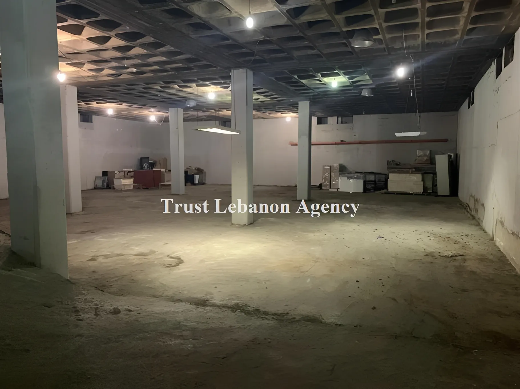 Commercial Property For Rent in Metn, Zalka