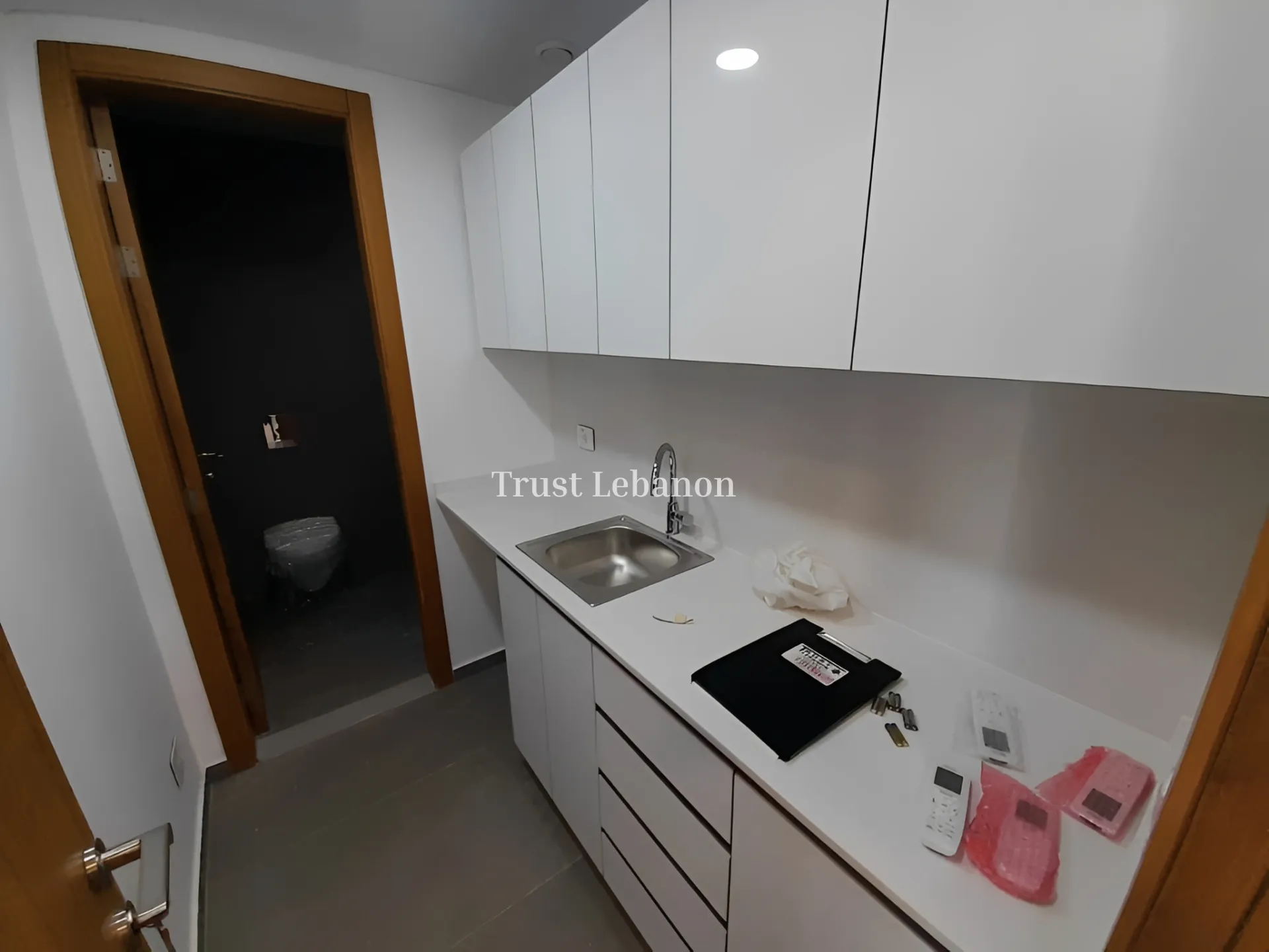 Office for rent in Horch Tabet, Lebanon