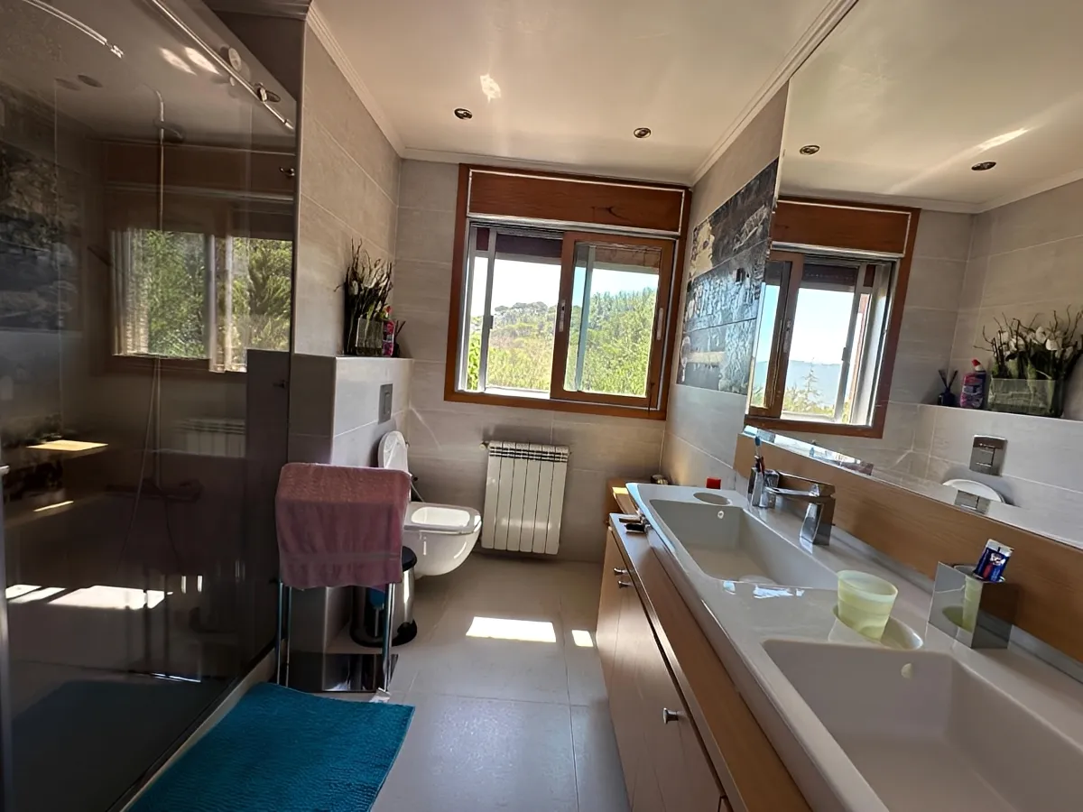 Villa for Sale in Baabdat