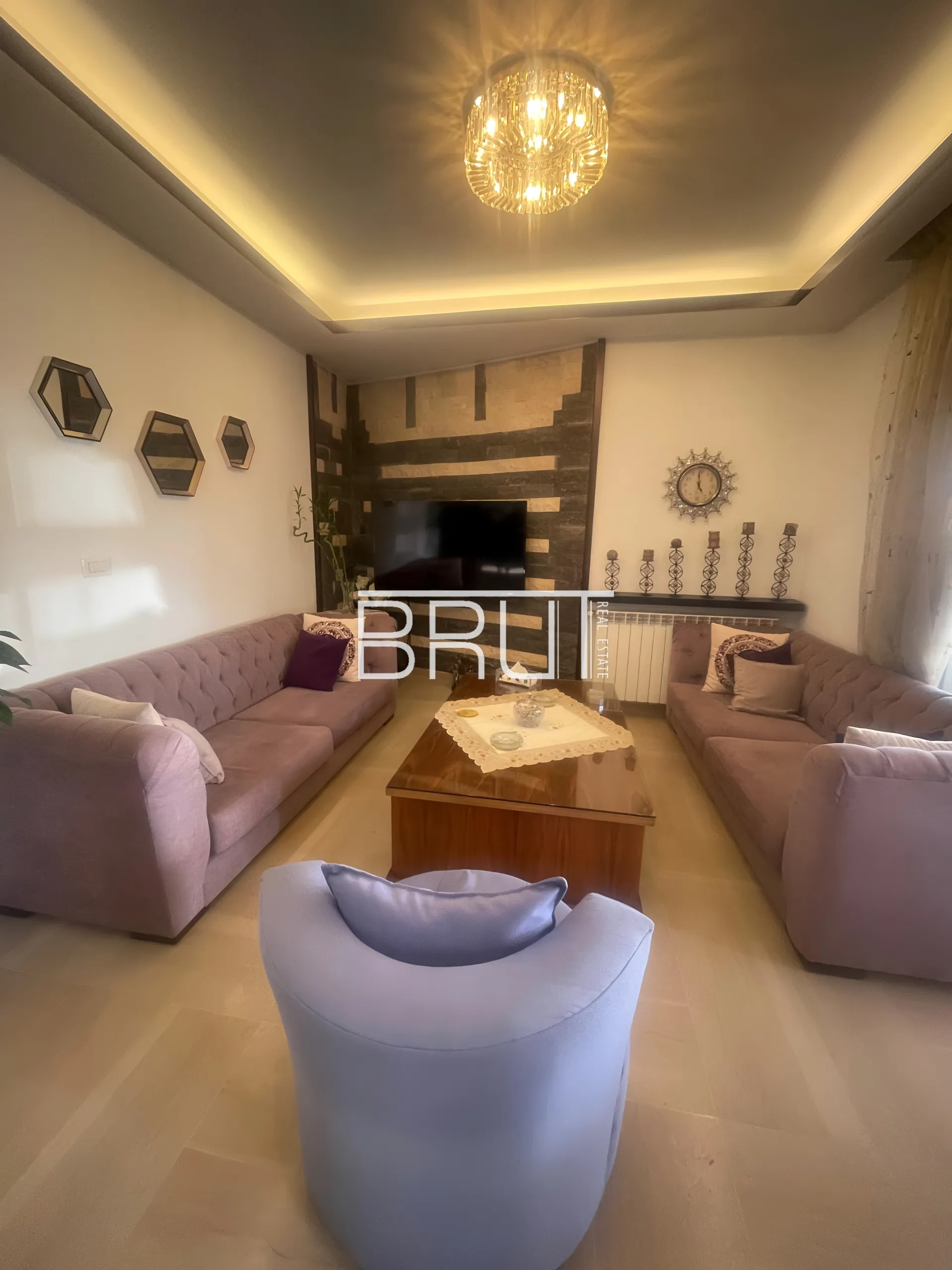 Apartment for Sale in Ballouneh