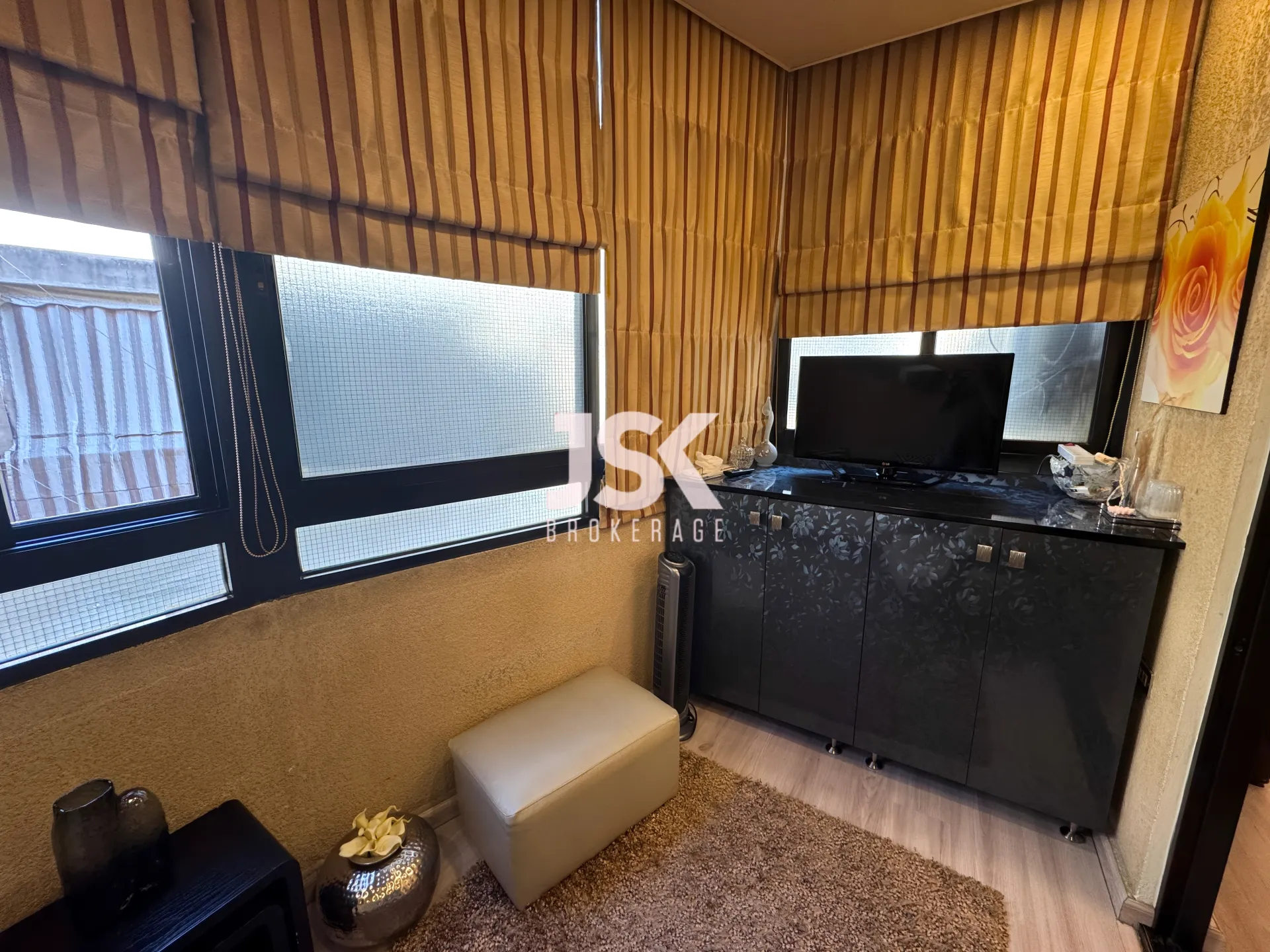Apartment for Rent in Mazraa