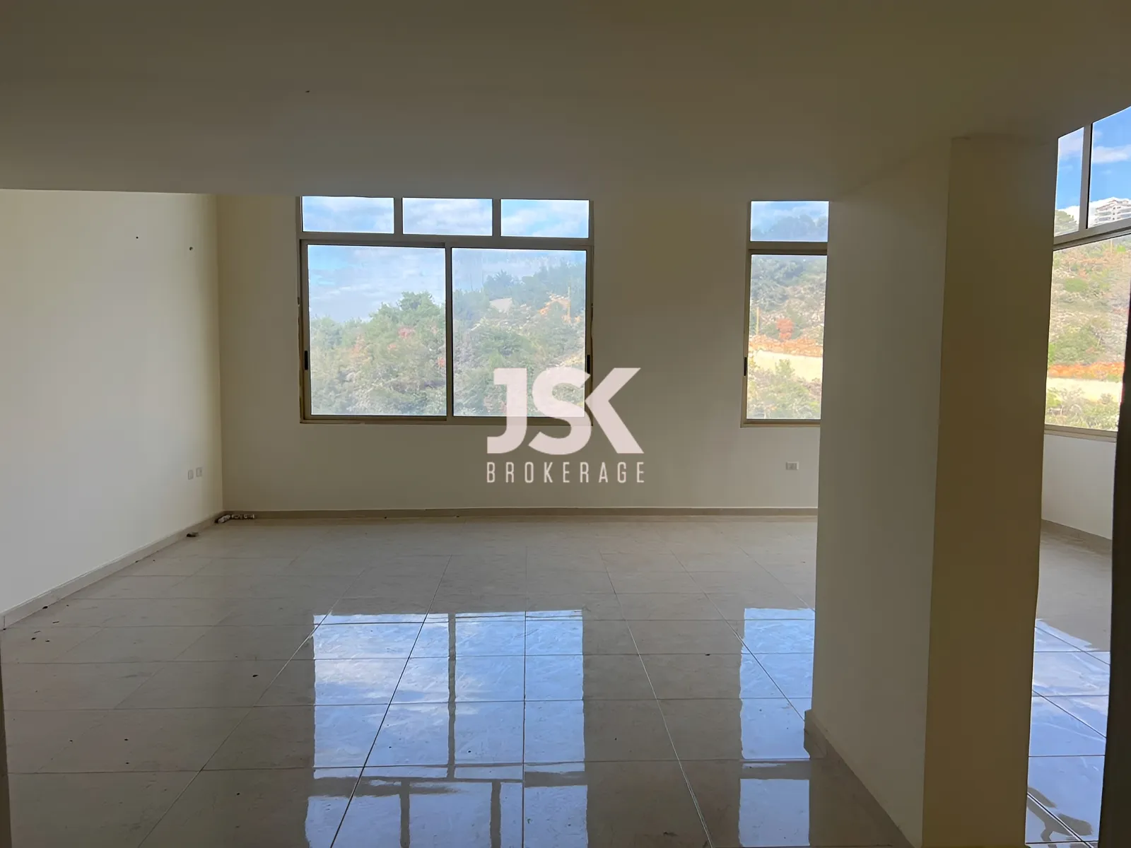 Apartment for Sale in Bchamoun